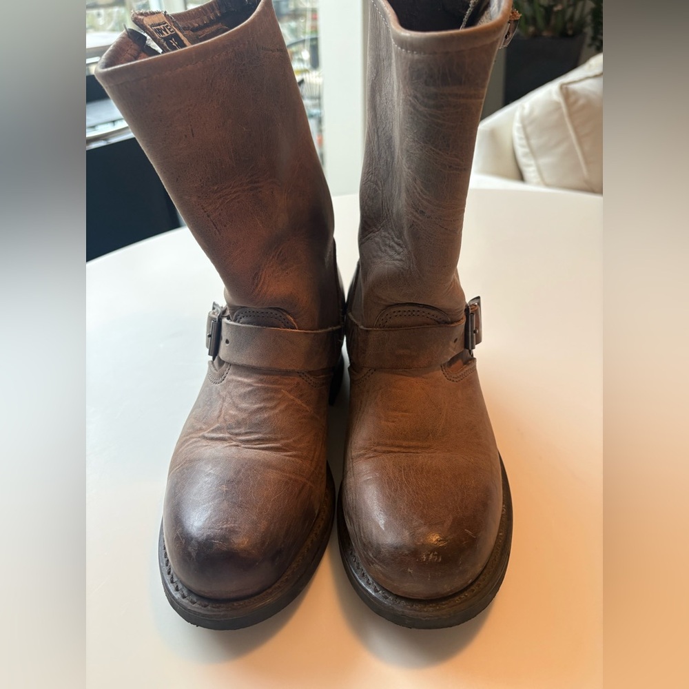 LADIES FRYE SHORT BROWN WORK BOOT MAXITRED